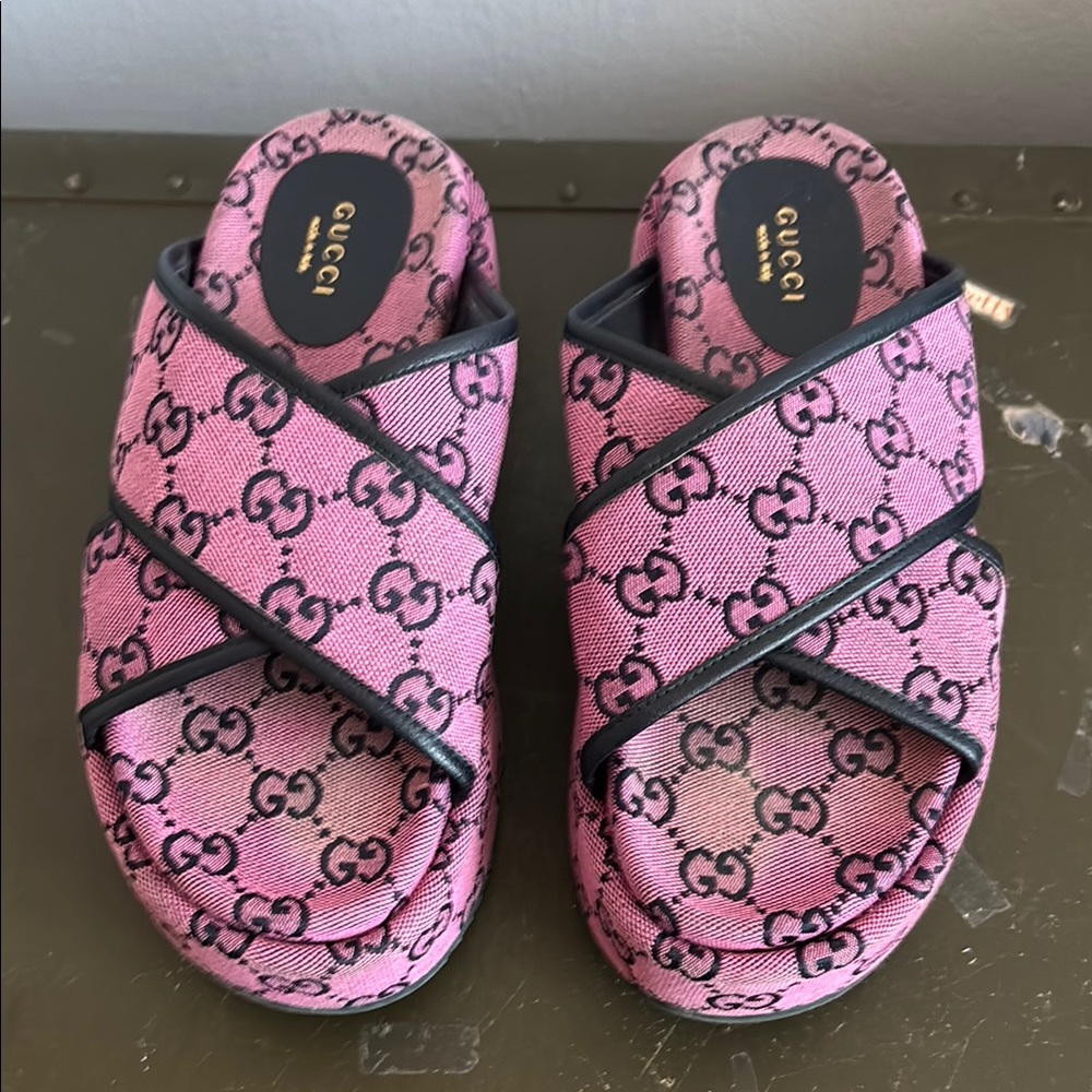 Gucci Pink Crisscross Slide Sandals